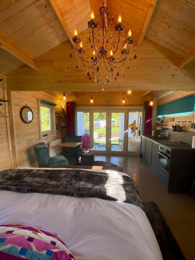 Dunroamin Lodges ดรายเมน ภายนอก รูปภาพ