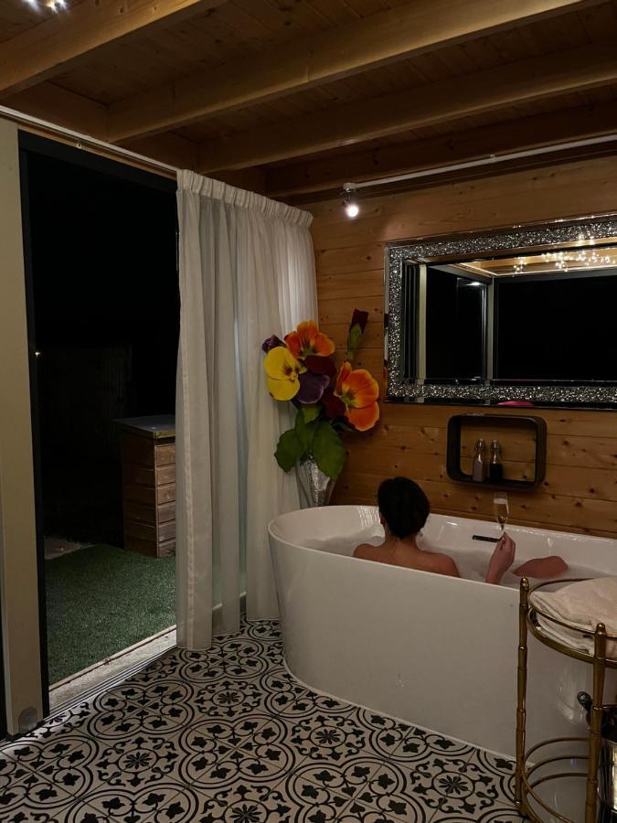 Dunroamin Lodges ดรายเมน ภายนอก รูปภาพ